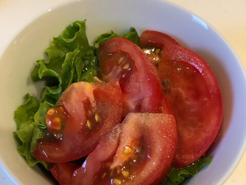 夏にぴったり!さっぱりトマトサラダ